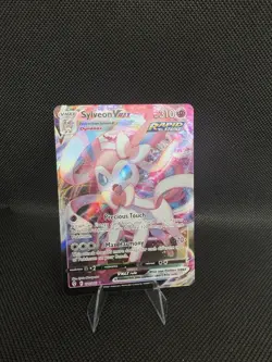 Pokemon TCG Sylveon VMAX Full Art Ultra Rare Holo Card 075/203 Evolving Skies - Image 1