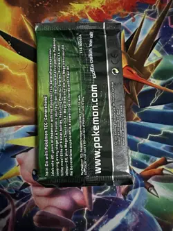 Pokemon Generations Radiant Collection Venusaur Booster Pack - Image 2