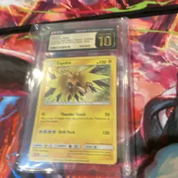 Pokemon Zapdos 012/034 Trading Card Game Classic VGC 10 Holo - Image 1