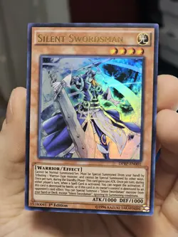 Yu-Gi-Oh! TCG Silent Swordsman - Rivals of the Pharaoh - DPRP-EN001 1st Edition - Image 2