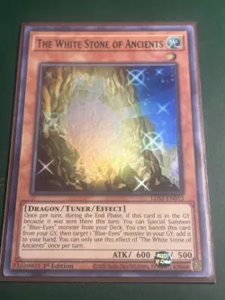 Yu-Gi-Oh! The White Stone of Ancients LDS2-EN013 1st Edition Ultra (Green) NM - Image 1