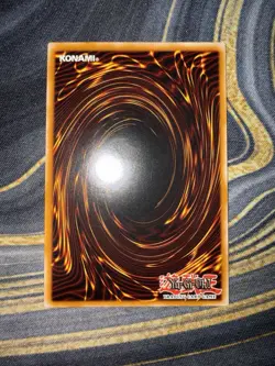 Blue-Eyes White Dragon, Ultimate Rare (OP28-EN001), Unlimited, Near Mint - Image 2