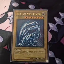 Yugioh Blue Eyes White Dragon SDK-001 Unlimited Ultra Rare - HP - Image 1