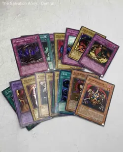 Konami Yu-Gi-Oh! TCG Structure Deck: Beware of Traptrix Trading Cards Mixed Lot - Image 5