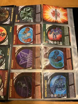 BAKUGAN BATTLE BRAWLERS BINDER W/32 TRADING CARDS! YEAR:2008! PLUS 9 BLANK PAGES - Image 5