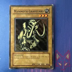 * Yu-Gi-Oh! - MP - Mammoth Graveyard SDY-010 Vintage (US Seller - Image 1