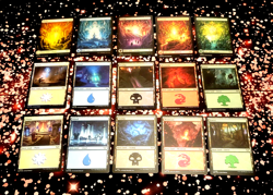GirlGames - MTG DSK FOIL LAND SET NM DUSKMOURN 10 OF EACH BASIC LAND + DECK BOX - Image 2