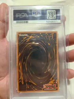 🌟Yugioh 2002 SDY-006 Dark Magician Holo NM-MT PSA 8🌟 - Image 2