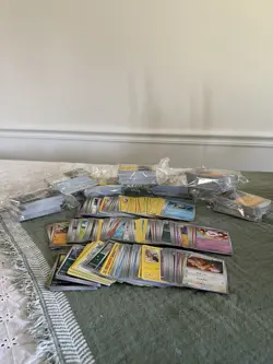 1000 Pokemon Cards Bulk Lot - Commons and Uncommons No Energies or Trainers! - Image 5