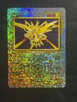 NM Zapdos Reverse Holo Rare 19/110 Legendary Collection Pokemon Card - Image 1