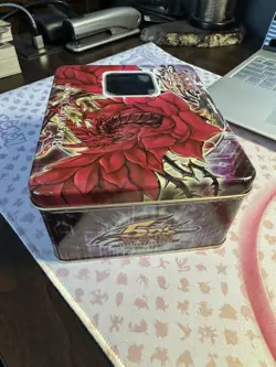 Yu-Gi-Oh black rose dragon 5D'S collectors tin 2008 - Image 2