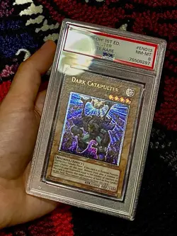 Yu-Gi-Oh CRV-EN013 - DARK CATAPULTER Ultimate Rare NM+ PSA 8 EURO - Image 4