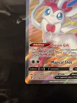 Pokemon TCG Sylveon v Full Art Ultra Rare Holo Card Evolving Skies 183/203 - Image 5