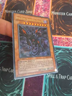 Yu-Gi-Oh! Red-Eyes Darkness Dragon SD1-EN001 Ultra Rare 1st Edition Near Mint - Image 2