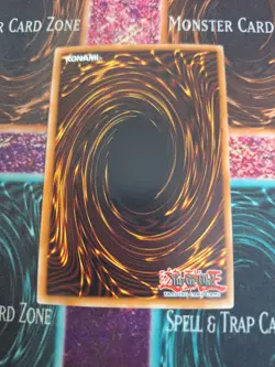 Yu-Gi-Oh! Red-Eyes Darkness Dragon SD1-EN001 Ultra Rare 1st Edition Near Mint - Image 3