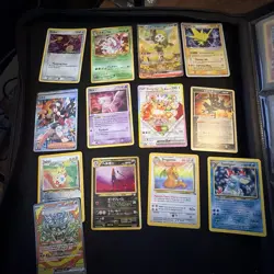 Pokemon card lot - Image 1