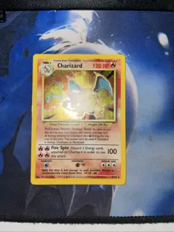 Pokemon Charizard Base Set 4/102 - Image 3