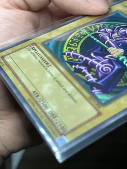 RARE 2002 YU-GI-OH! STARTER DECK: YUGI #SDY-006 DARK MAGICIAN - Image 5