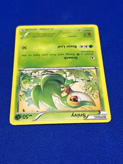 Pokemon Tcg Snivy RC1/RC25 Legendary Treasures Radiant Collection - Image 3
