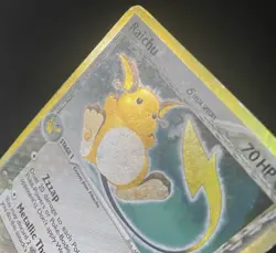 Raichu (Delta Species) 15/110 Holon Phantoms Holo *DAMAGED* Pokemon Card - Image 3