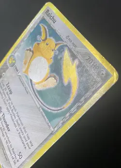 Raichu (Delta Species) 15/110 Holon Phantoms Holo *DAMAGED* Pokemon Card - Image 4
