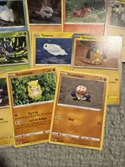 Lot of 25 Yuka Morii Illustrated Pokemon Cards 1 Foil 22 English - Image 4