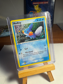 Mudkip 2004 Nintendo Promo Holo #18 Basic Card SWIRL #018 - Image 1