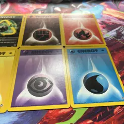 Pokemon Neo Genesis 1st Edition Energy Bundle Exc - Near mint - Image 3