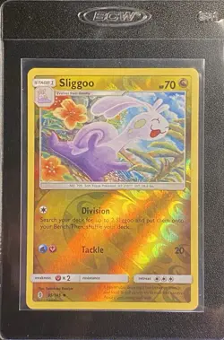Sliggoo Reverse Holo Uncommon 95/145 Pokemon TCG Sun & Moon Guardians Rising NM - Image 3
