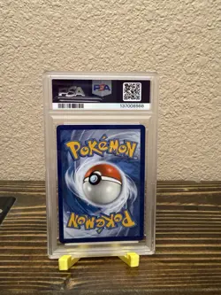 Pokemon TCG Dragonite v Full Art Holo Ultra Rare Card 049/078 - Image 2