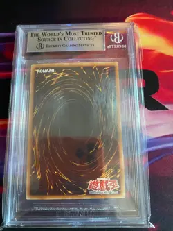 Yugioh Blue Eyes White Dragon SDK-001 1st Edition Asian English BGS 9 BECKETT - Image 2