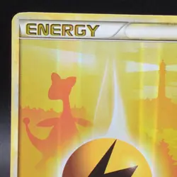 Pokemon Card Lightning Energy 91/95 Holo Call of Legends 1 Owner 😳 no play 👌🏼 - Image 2