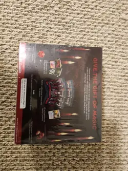 Wizards of the Coast Magic The Gathering Innistrad: Crimson Vow Gift Bundle 630509995172 - Image 2