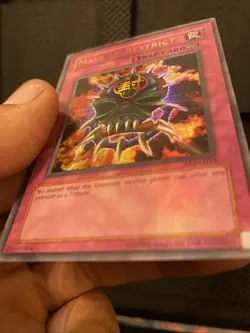 Yugioh Mask Of Restrict LON-018 Ultra Rare Foil Bleed Error NM - Image 2