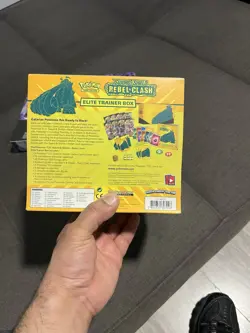 (403210) Pokemon Sword & Shield Rebel Clash Elite Trainer Box - 820650807008 - Image 4
