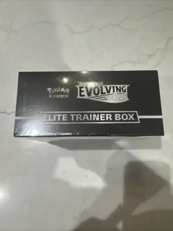 Pokemon Sword & Shield Evolving Skies Elite Trainer Box With Small Corner Dents - Image 5