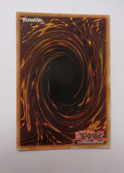Dark Magician YGLD-ENB02 (Ultra Rare, 1st Edition, Played / LP) Yugioh - Image 5