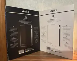 Vault X SV10.5 9 Pocket Card Binder. One black one white New ⭐ - Image 3