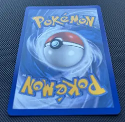 Pokemon TCG Gyarados VMAX 207/203 NM Rainbow Secret Sword&Shield Evolving Skies - Image 4