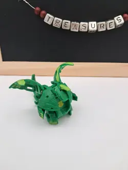 Bakugan Battle Brawlers Battle Planet Ventus Dragonoid B200 B3 W/ Card & Cores - Image 3