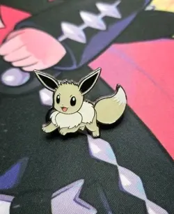 Pokemon GO Radiant Collection Box Eevee Pin NEW - Image 1
