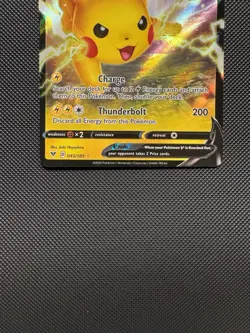 Pokemon TCG Pikachu V 043/185 SWSH04: Vivid Voltage Ultra Rare Near Mint - Image 4