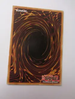 Dark Magician YGLD-ENC09 (Common, 1st Edition, Lightly Played / LP) Yugioh - Image 4