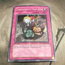 Treacherous Trap Hole, Yu-Gi-Oh! Secret Rare, 1st Edition CSOC-EN089 - Image 4