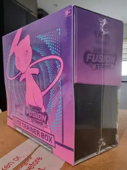 Pokemon TCG Sword & Shield Fusion Strike Elite Trainer Box (ETB) - New & Sealed - Image 2
