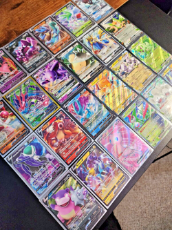 Pokemon 100 Card Bundle Holos/Reverses + 3 Ultra RARES Vintage Cards & MORE 🌟💫 - Image 4