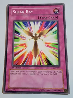 Solar Ray AST-051 Common 1st Edition Yu-Gi-Oh - Image 1