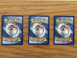 Pokemon TCG Pikachu 3 Card Set LP Common Non-holo - Image 2