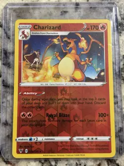 Charizard 025/185 Vivid Voltage NM Reverse Foil Rare Pokemon Card - Image 1