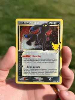 Pokemon TCG: Umbreon Gold Star 17/17 Celebrations 25th Anniversary NM - Image 1